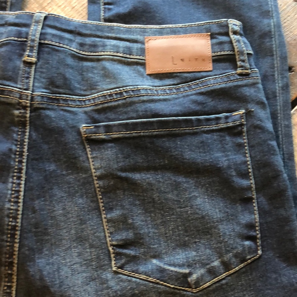 Leith high-rise crop flare jeans - Picture 8 of 8